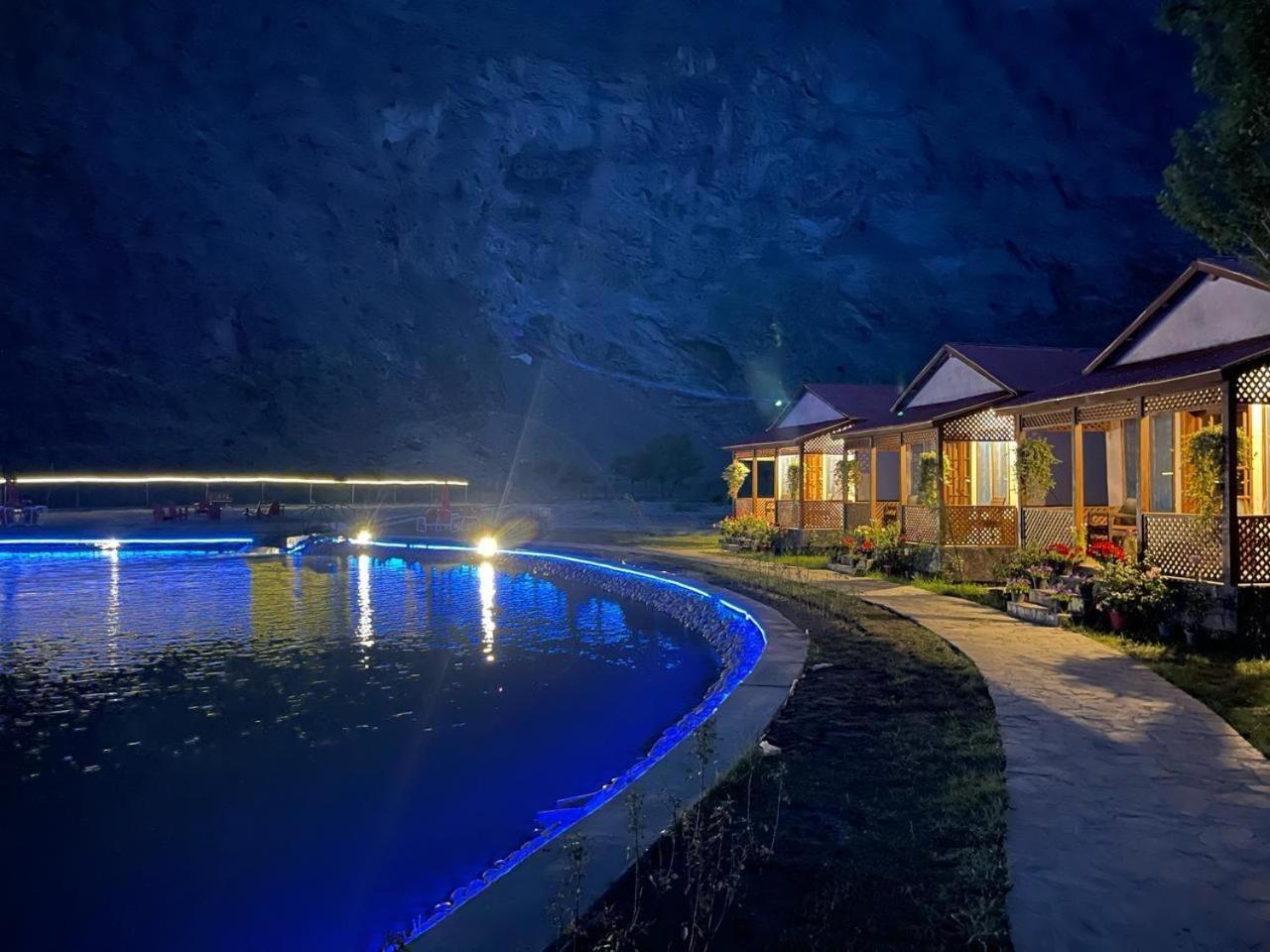 Dream Nest Resorts สการ์ดู ภายนอก รูปภาพ